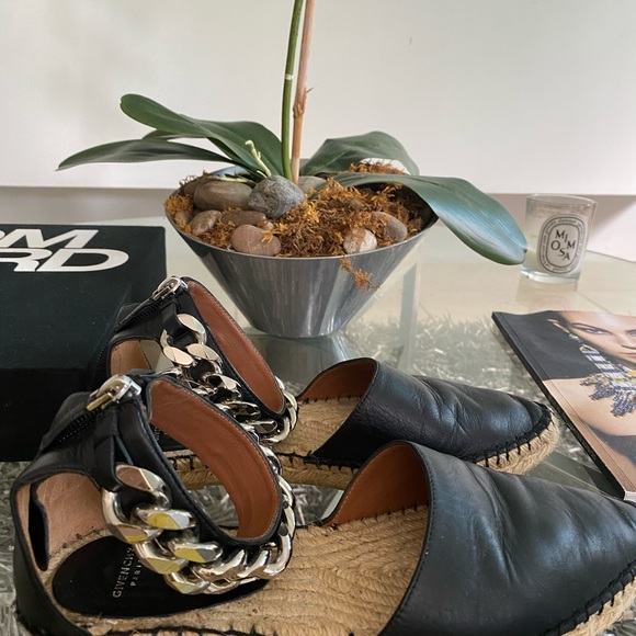 GIVENCHY Chain Detail d'Orsay Espadrille Flat - Picture 8 of 10
